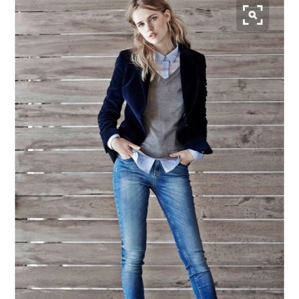 J crew blue velvet jacket so gorgeous